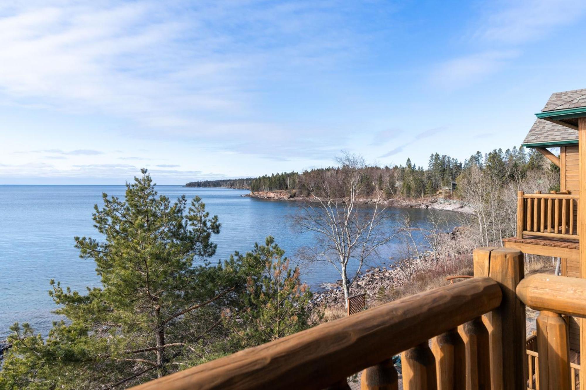 Grand Superior Lodge Castle Danger Экстерьер фото